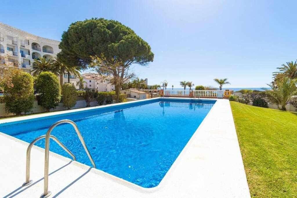 2 Bedroom In Parador With Pool And Seaview Nerja Exterior photo